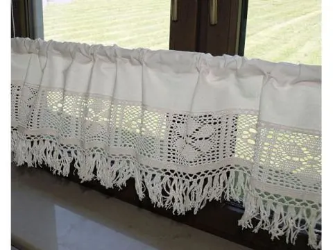 Beżowa Zazdrostka 30x70 cm z Koronką i Frędzlami – Firanka Idylla