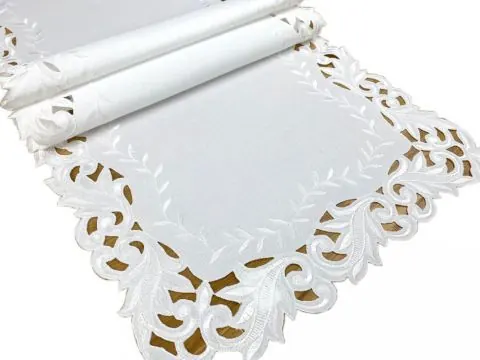 Elegancki Bieżnik Haftowany 40x140 cm – Śnieżnobiały z Haftem i Ażurem 471