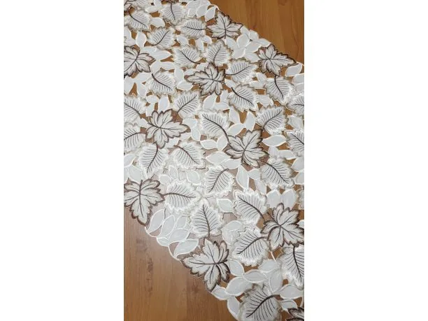 Bieżnik haftowany -Beżowe Listki 60x120 0137 jesień