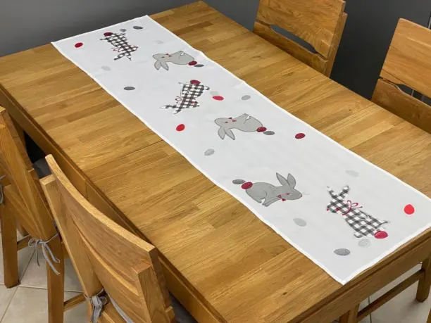 Bieżnik świąteczny 40x140 dwa zajączki int 055 wielkanoc