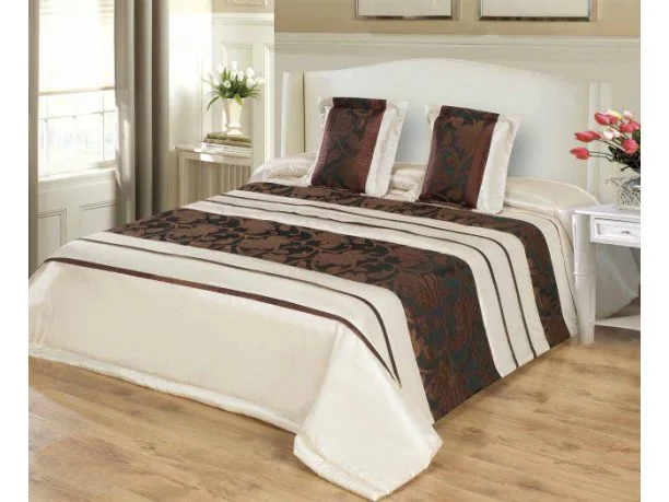 Narzuta satynowa 220x240 + 2 x poszewki 40x40 wz. 7816 Brown