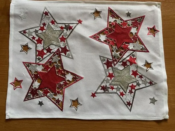 Bieżnik świąteczny 30x40 cm gwiazda czerwono srebrna int 417 boże narodzenie 1 szt