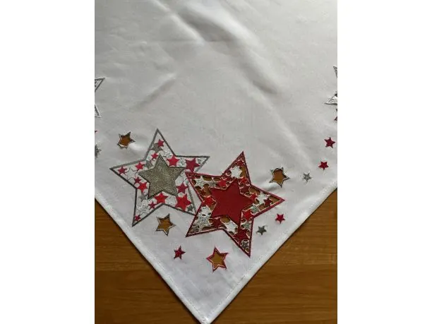 Bieżnik świąteczny biały 85x85 cm gwiazda czerwono srebrna int 417 boże narodzenie 1 szt