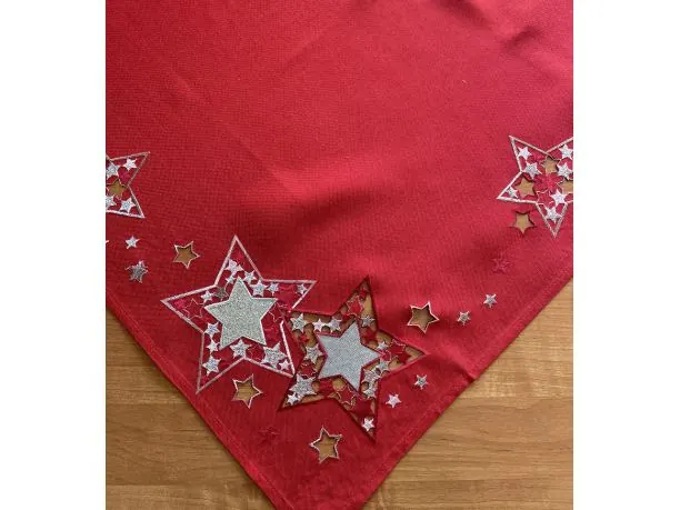 Bieżnik świąteczny czerwony 85x85 cm Gwiazda Czerwono-Srebrna Boże Narodzenie