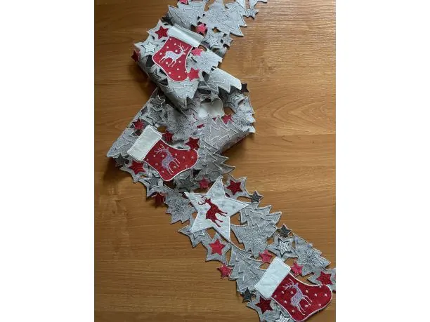 Nakładka świąteczna szary 20x160 cm choinka, renifer int 418 boże narodzenie 1 szt