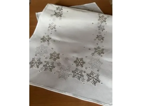 Bieżnik świąteczny 40x140 cm | Srebrne śnieżynki Boże Narodzenie