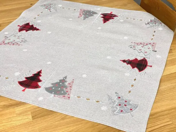 Bieżnik świąteczny szary 85x85 cm int 1241 choinki boże narodzenie 1 szt