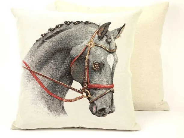 Poszewka dekoracyjna gobelinowa Kon 4 SlodkieSny 45x45 cm gobelin głowa konia