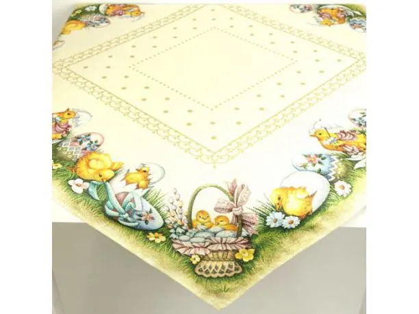 Obrus gobelinowy wielkanocny 100x100 cm kurczaczki, pisanki wz 301 SlodkieSny