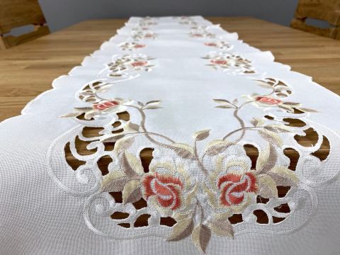 Bieżnik haftowany dekoracyjny 40x175 cm  róża int 5472