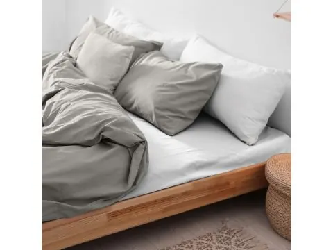 Prześcieradło flanelowe z gumką 180x200 białe