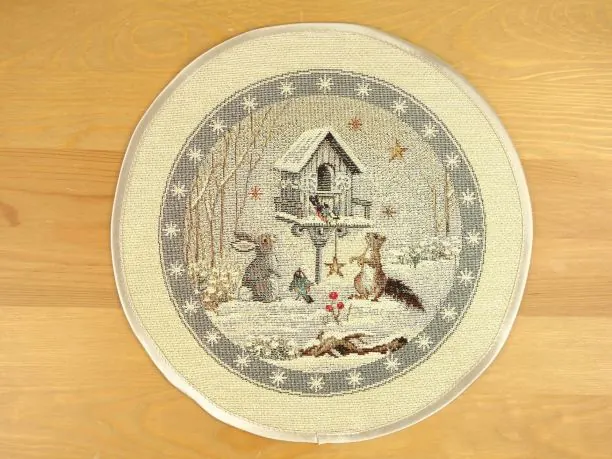 Serwetka gobelinowa świąteczna śr. 27 cm sarenka, lisek, zajączek wz 235 SlodkieSny okrągły