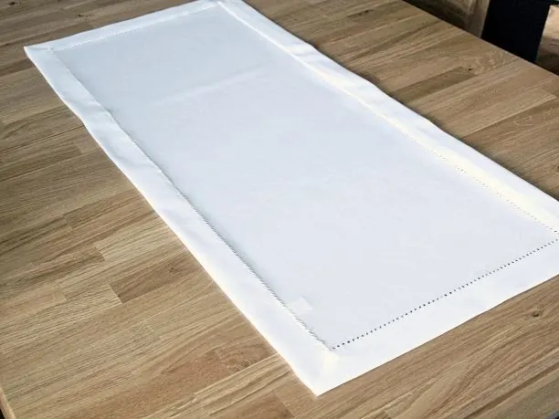 Bieżnik z mereżką biały 50x100 cm Mereżka jednobarwny