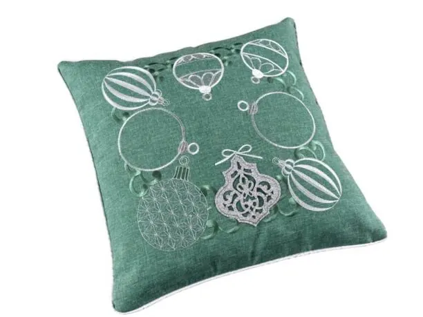 Poszewka świąteczna srebrne bombki 40x40 cm int 0165 Boże Narodzenie 1 szt miętowy