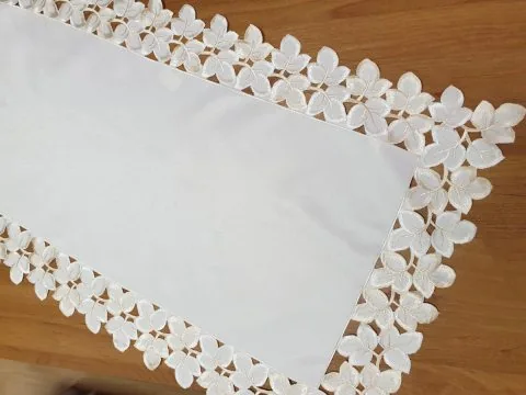 Haftowany Bieżnik w listki - 50x100 - 0112 Kremowe listki