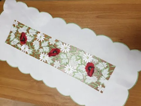 Haftowany Bieznik - 40x90 - Czerwony Mak - 2711