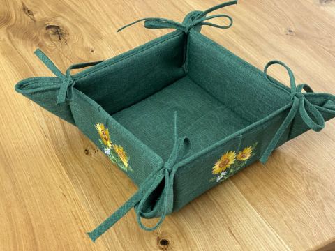 Koszyk wiązany z haftem na pieczywo 20x20 cm słoneczniki  wz 070 - 1 szt
