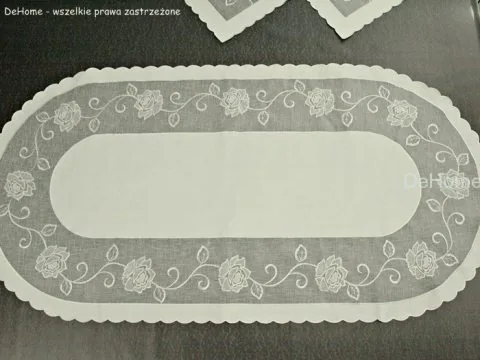 Bieżnik nakładka - owal z rożą kremowy - 60x120 cm - wz. 822