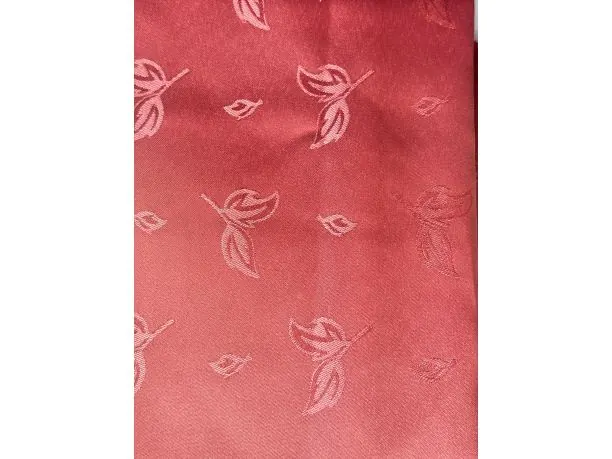 Obrus plamoodporny 130x155 cm koralowe listki