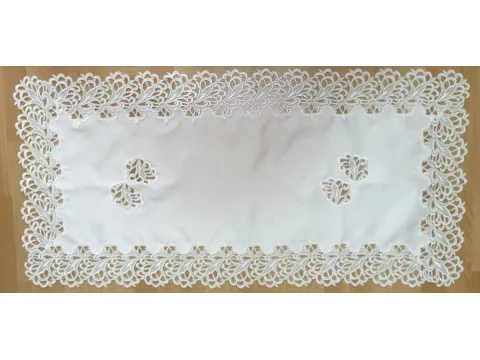 Bieżnik Haftowany 60x120 – Jasnokremowy z Gipiurą Elegancki na Stół i Ławę