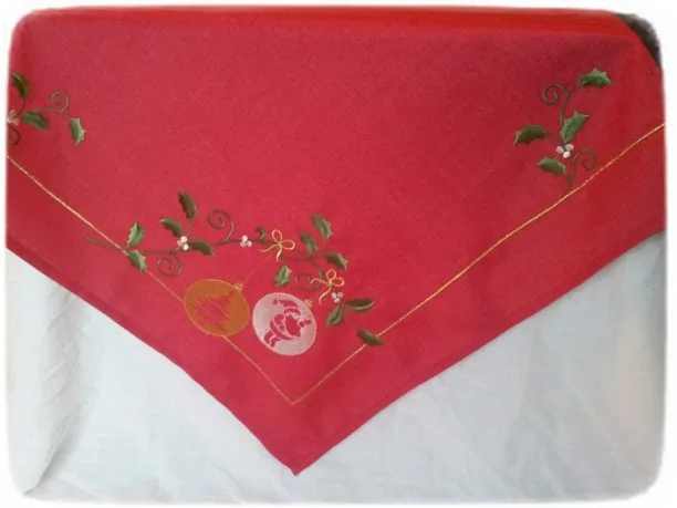 Obrus świąteczny Bańki 110x160 cm 9062