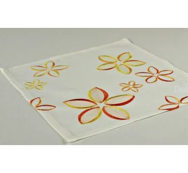 Serwetka haftowana 25x25 cm biała w brązowe kwiaty – Mała serweta kwadratowa