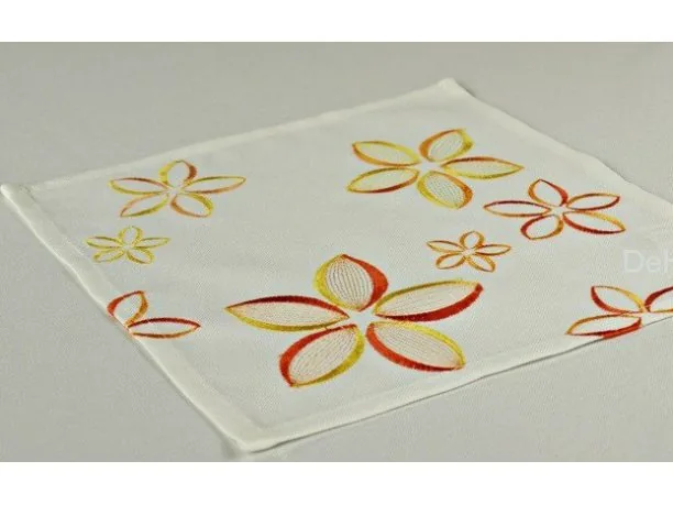 Serwetka haftowana Kwiatuszki 25x25 cm int 051 pomarańczowa