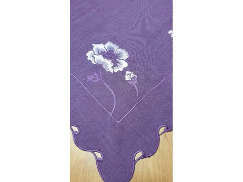 Bieżnik dekoracyjny - Haftowana Fioletowa Róża - 85x85 - 0635 fiolet