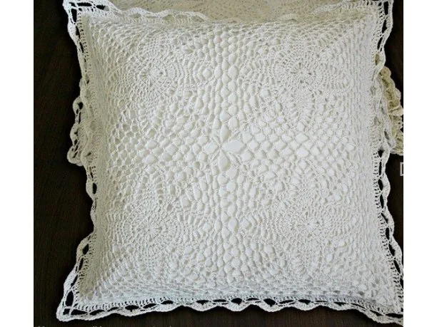 Poszewka ozdobna 40x40 Szydełko biała 1310