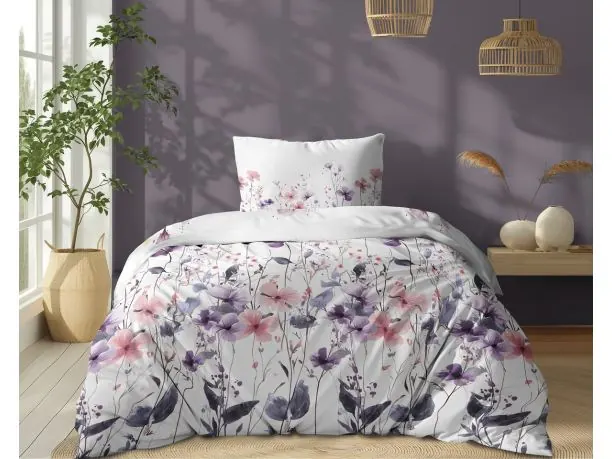 Pościel bawełniana 140x200 – Łąka pełna różowych i fioletowych kwiatów na jasnym białym tle