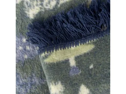 Koc bawełniany 150x200 świąteczny choinki i śnieżynki – miękki, ciepły i idealny na zimowe wieczory i prezenty