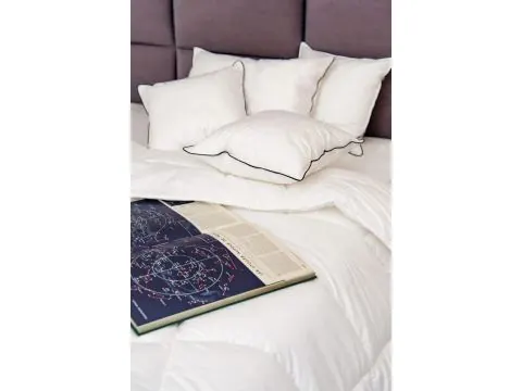 Kołdra Letnia Termoaktywna AMZ Outlast 155x200 Ultra Lekka Batyst