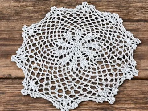 Serwetka szydełkowa biała - sr. 30 cm - 6158 - Biały - ręcznie robiona