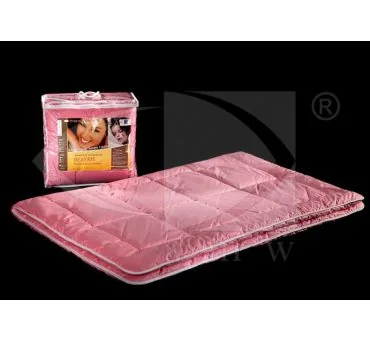 Kołdra wełniana 180x200 z owczej wełny różowa AMW