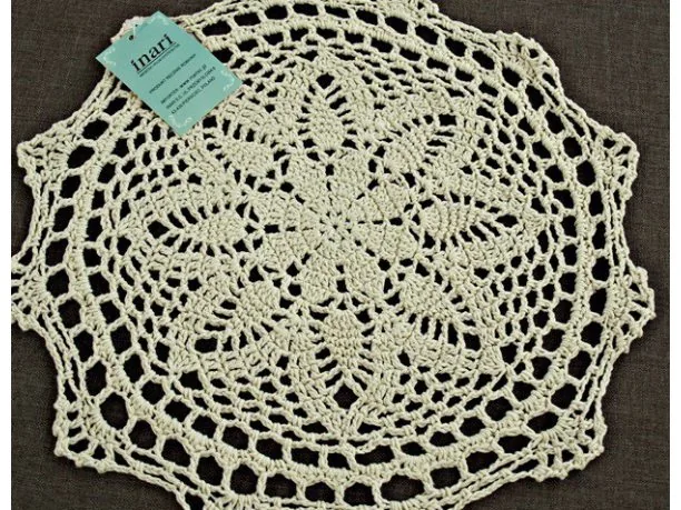 Serwetka szydełkowa sr. 30 cm natural 4660