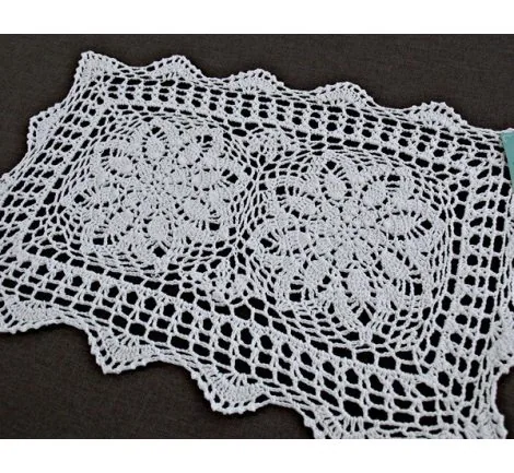 Serwetka szydełkowa - biała - 30x45 cm - wz. 4660