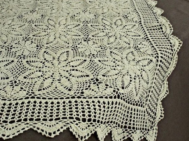 Bieżnik szydełkowy - naturalny / lniany - 85x85 cm - wz. 4660