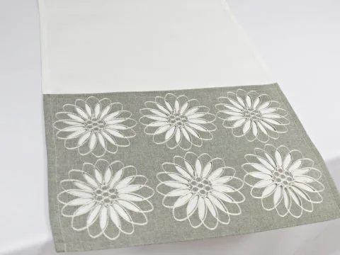 Haftowany Bieżnik 40 x 180 cm 14555 Kwiat szary szal