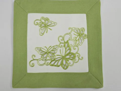 Serwetka z Haftem Motyli 25x25 cm – Oliwkowa Zieleń