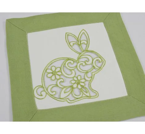 Serwetka haftowana 25x25 cm 15721 Zajączek zielony