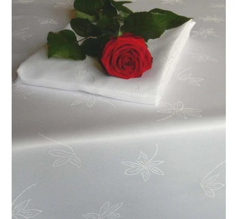 Obrus plamoodporny 140x220 cm koniczynka biały owalny