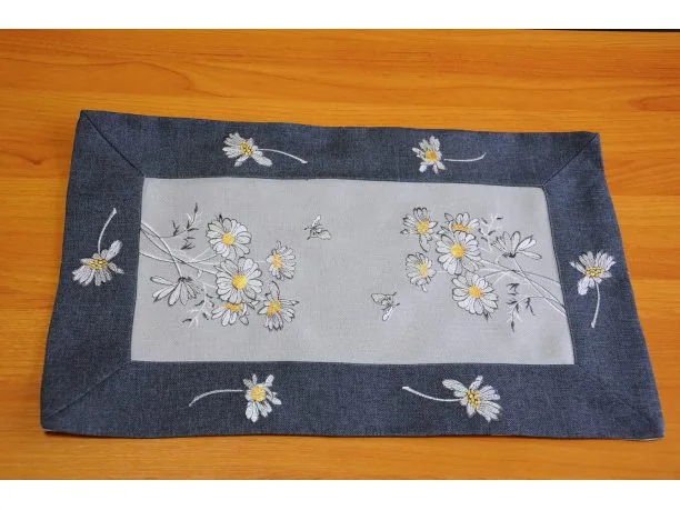 Haftowana serwetka - szaro - grafitowy - kwiat - 30x45- int 9360 cm