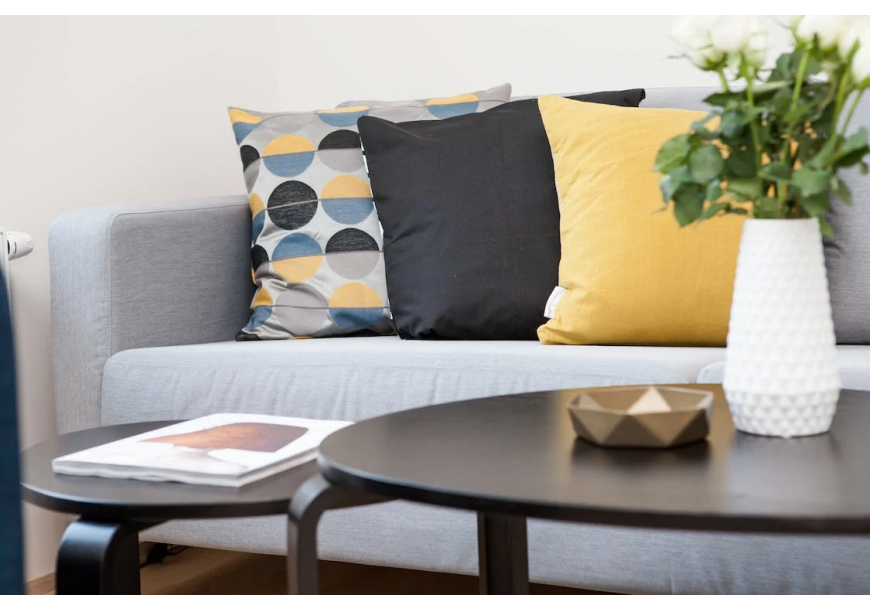 W jaki sposób dobierać poduszki dekoracyjne? Wyjaśniamy