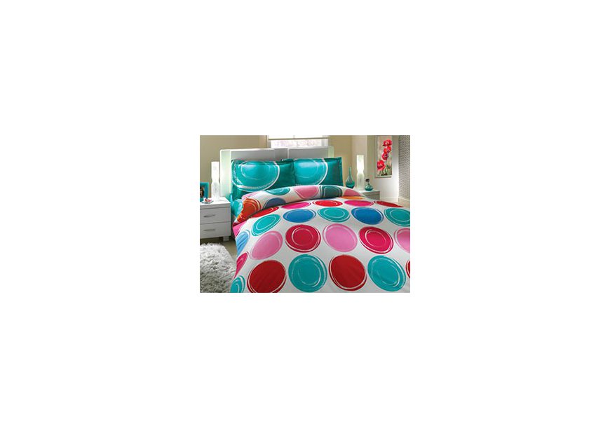 Jaką kupić pościel na upalne letnie dni?