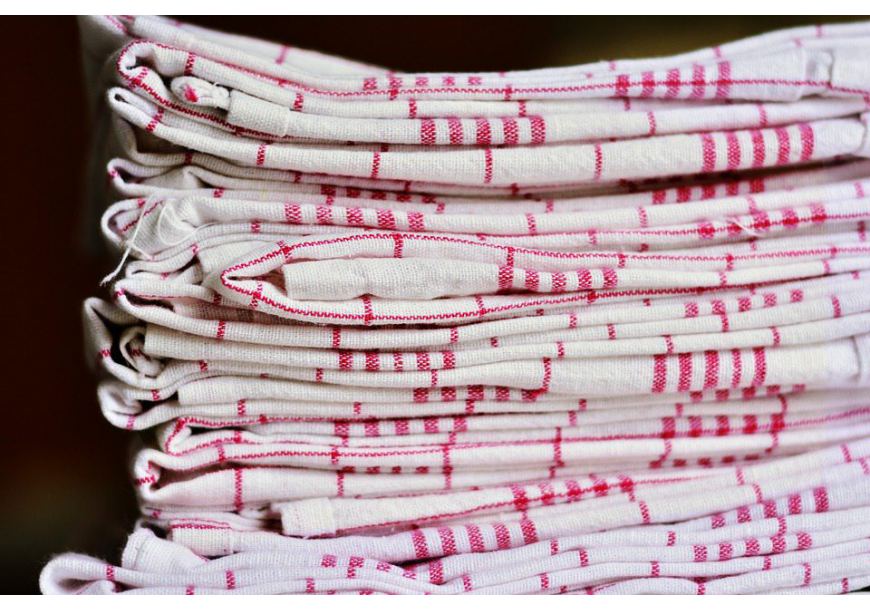 Domowe sposoby na pranie ścierek kuchennych. Przedstawiamy niezawodne metody